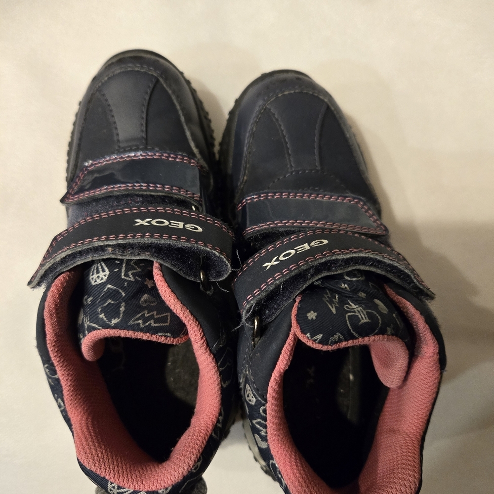Geox for girls/waterproof